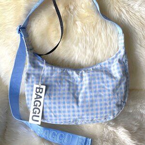 NWT Baggu Medium Crescent Bag - Light Blue Gingham